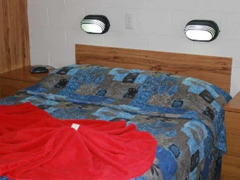 Golden Peak Motel Peakhill Peak Hill Dış mekan fotoğraf